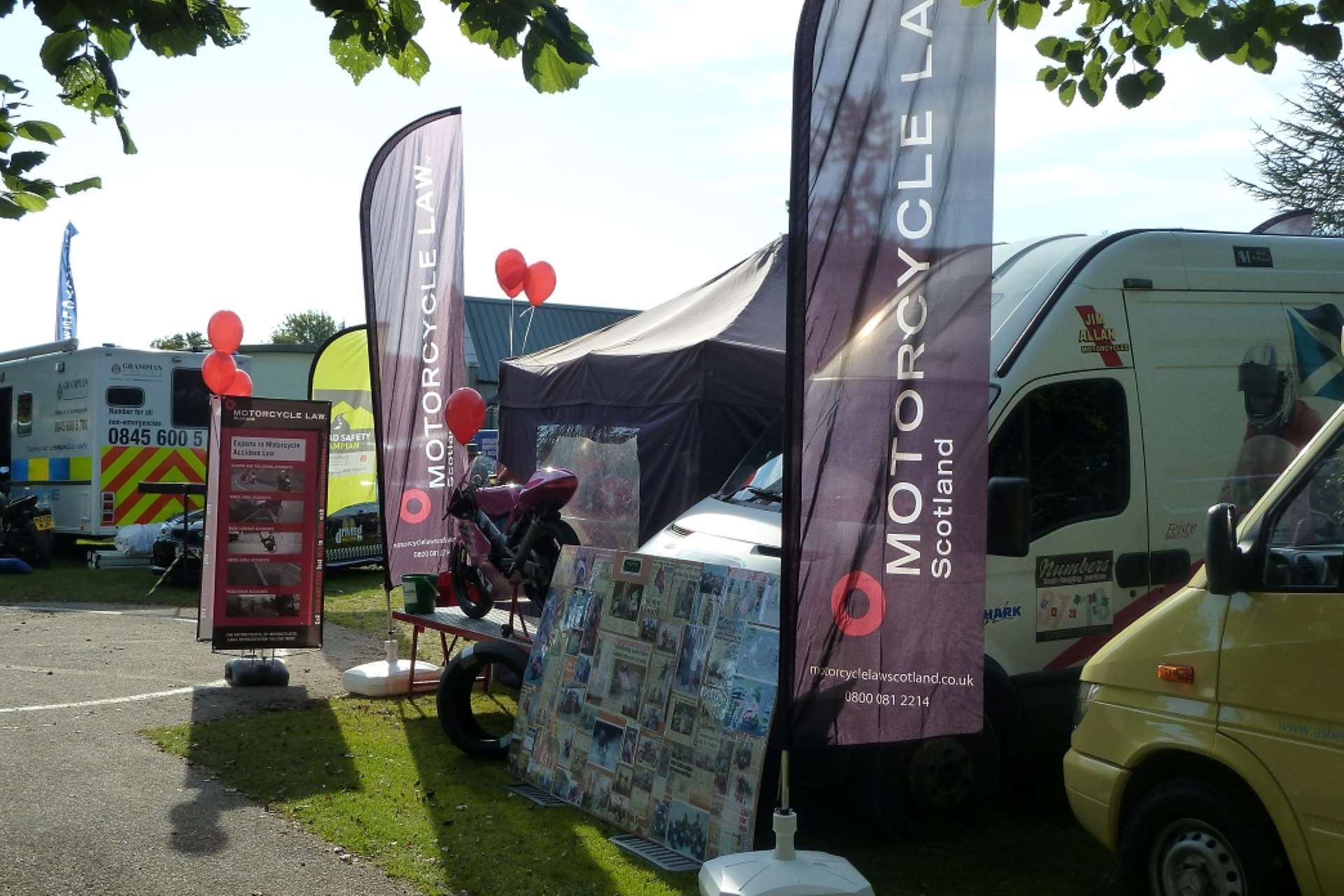 printed feather flags, With our feather flags your brand can create memorable experiences by curating immersive brand experiences.