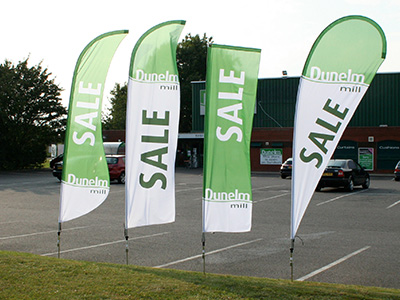 Retail Feather Flag Showcase