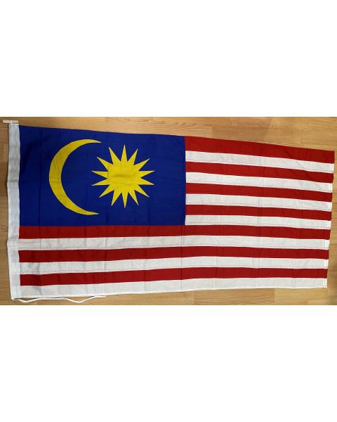 Malaysia Sewn Flag 4ft x 2ft (1.25m x 0.52m)