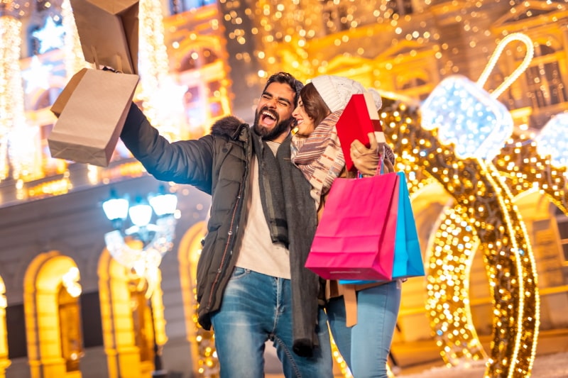 4 Christmas Shop Display Ideas to Increase Sales With House of Flags in 2022